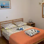 And Adria Apartman *