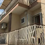 Apartment And Adria *
