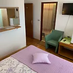 And Adria Apartment
