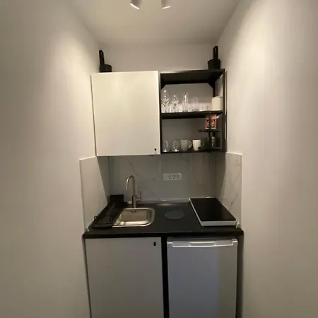 Apartment And Adria *