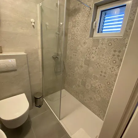 Apartman And Adria