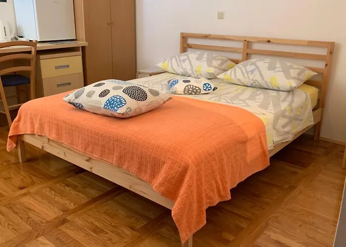 Apartamento And Adria