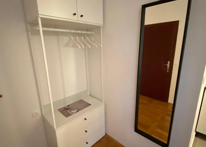 Apartman And Adria *