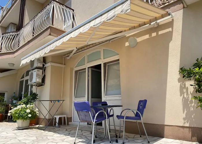 Apartamento And Adria Vodice