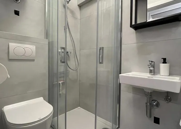 And Adria Apartman *