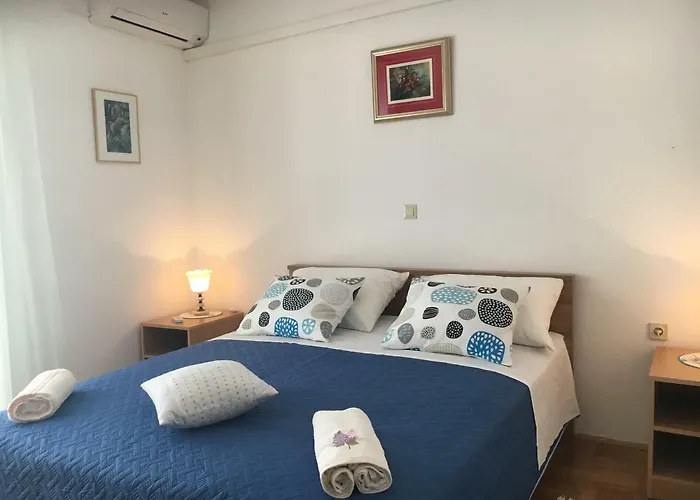 And Adria Apartman *