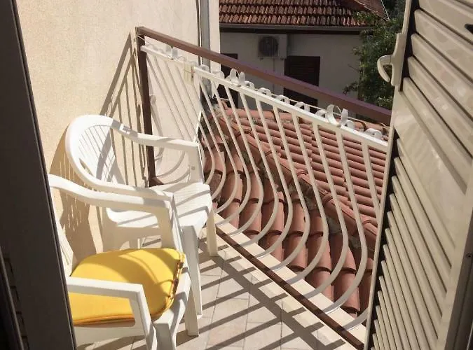 Apartman And Adria *